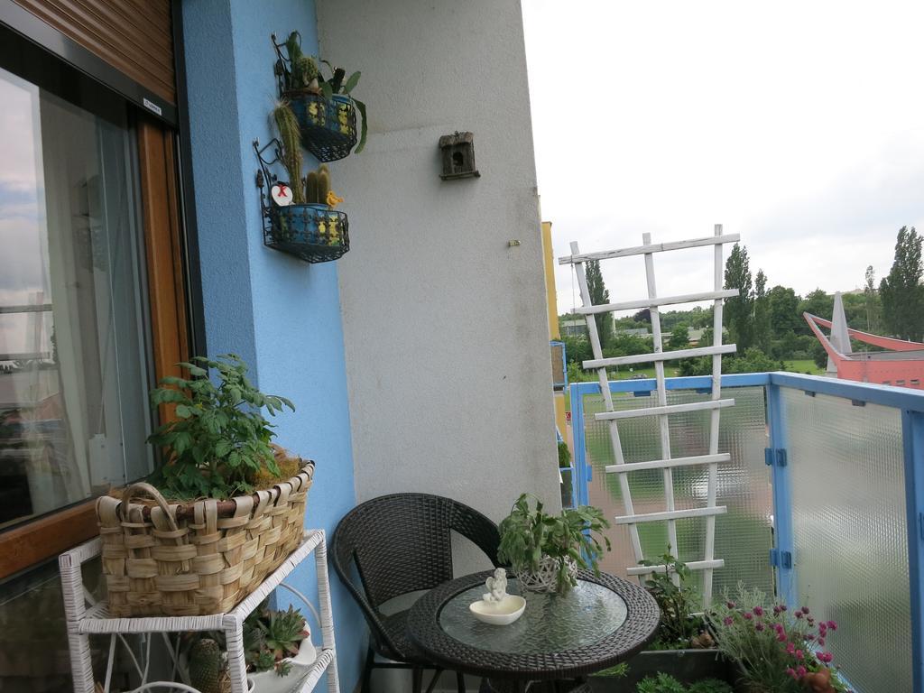 Homestay Podebrady Luaran gambar